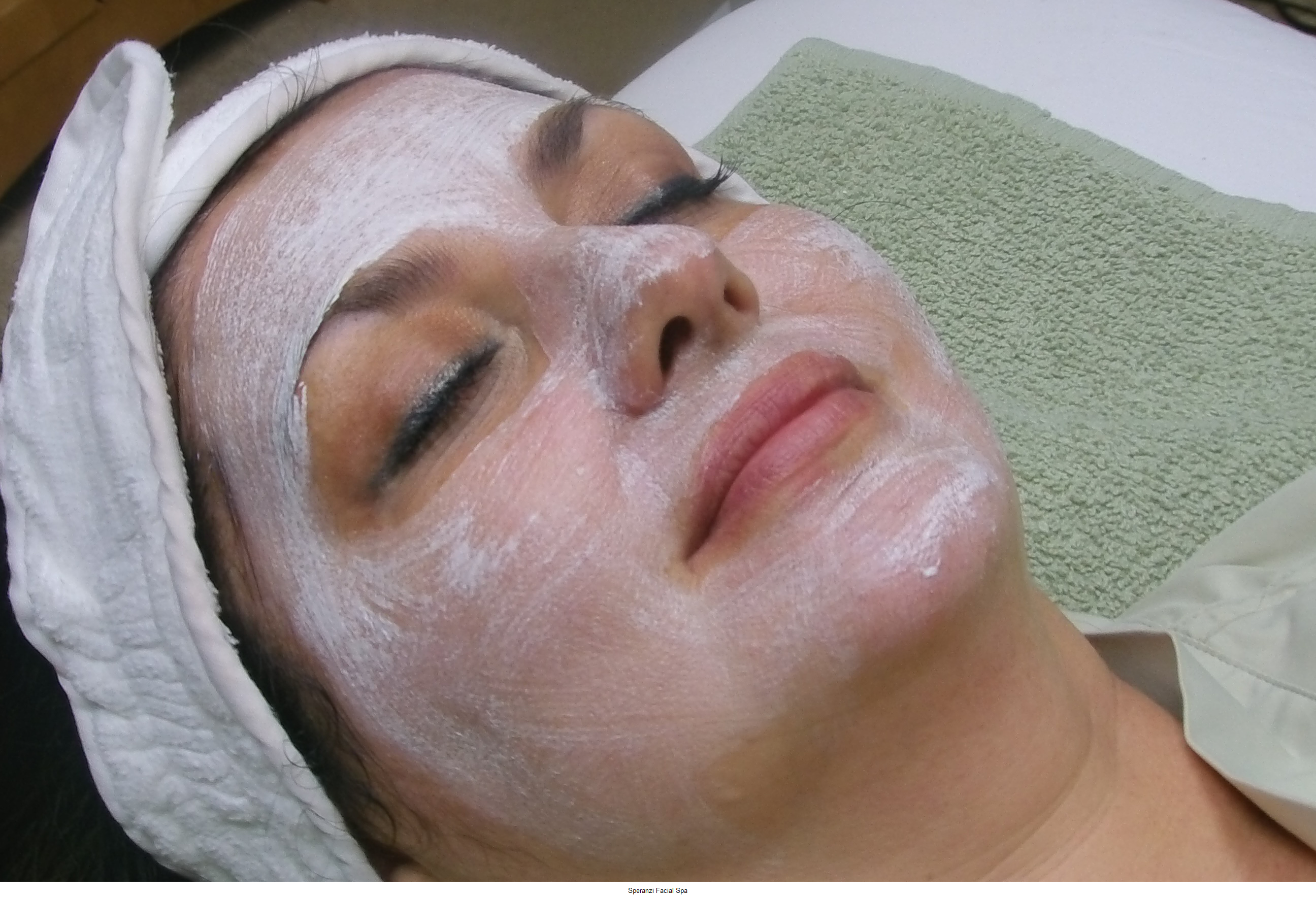 Radiance Boosting Facial